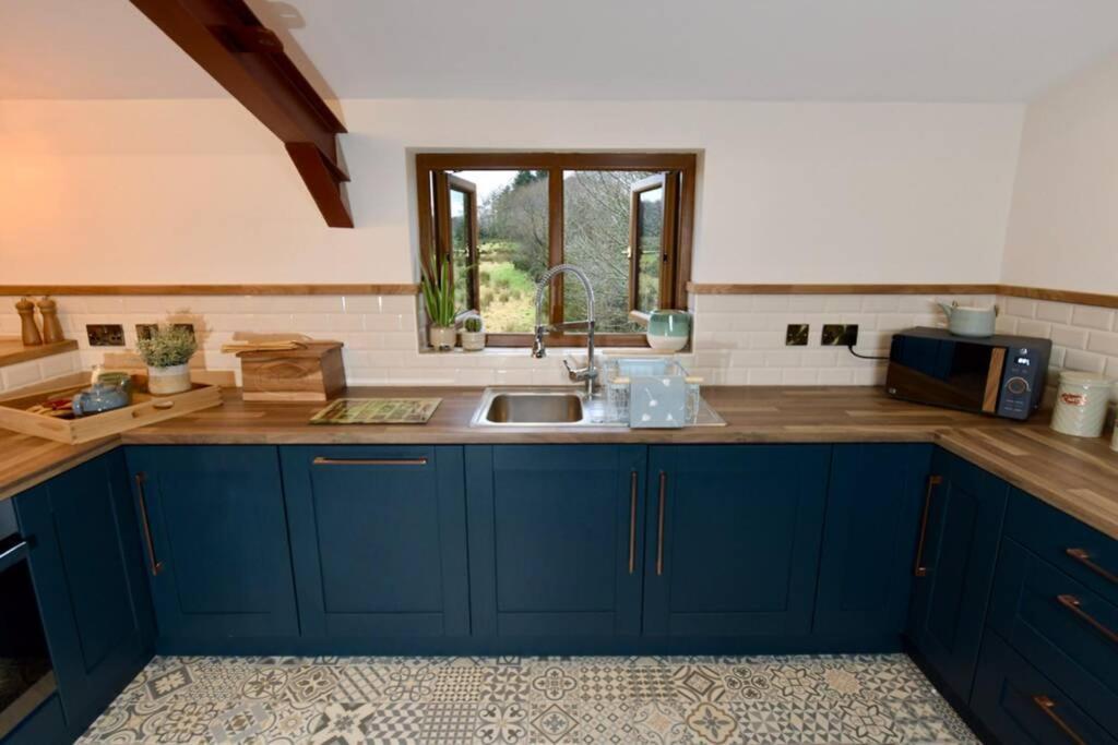 Flanders Loft Luxury Apartment With Sauna Dungiven Exterior photo