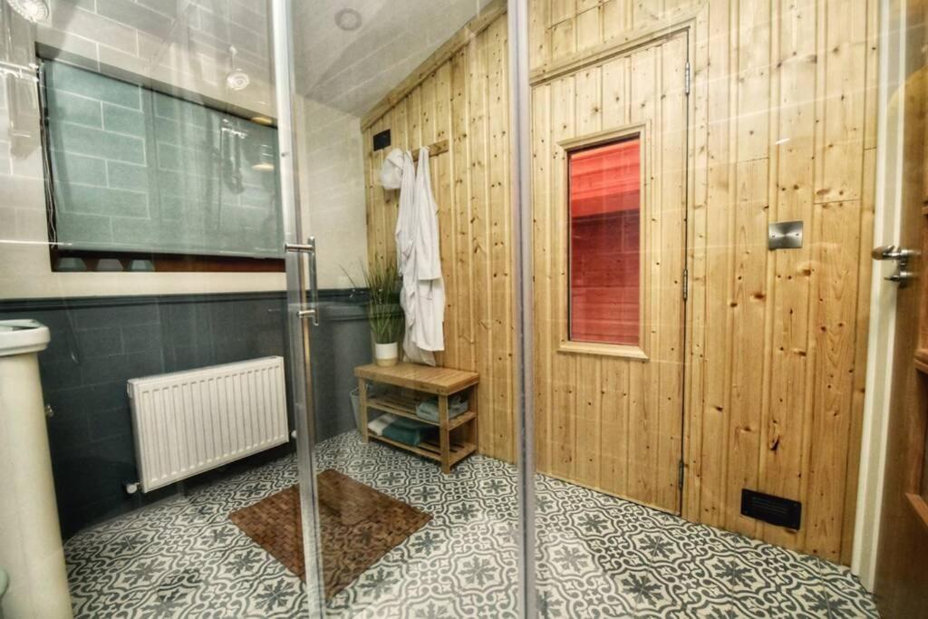 Flanders Loft Luxury Apartment With Sauna Dungiven Exterior photo